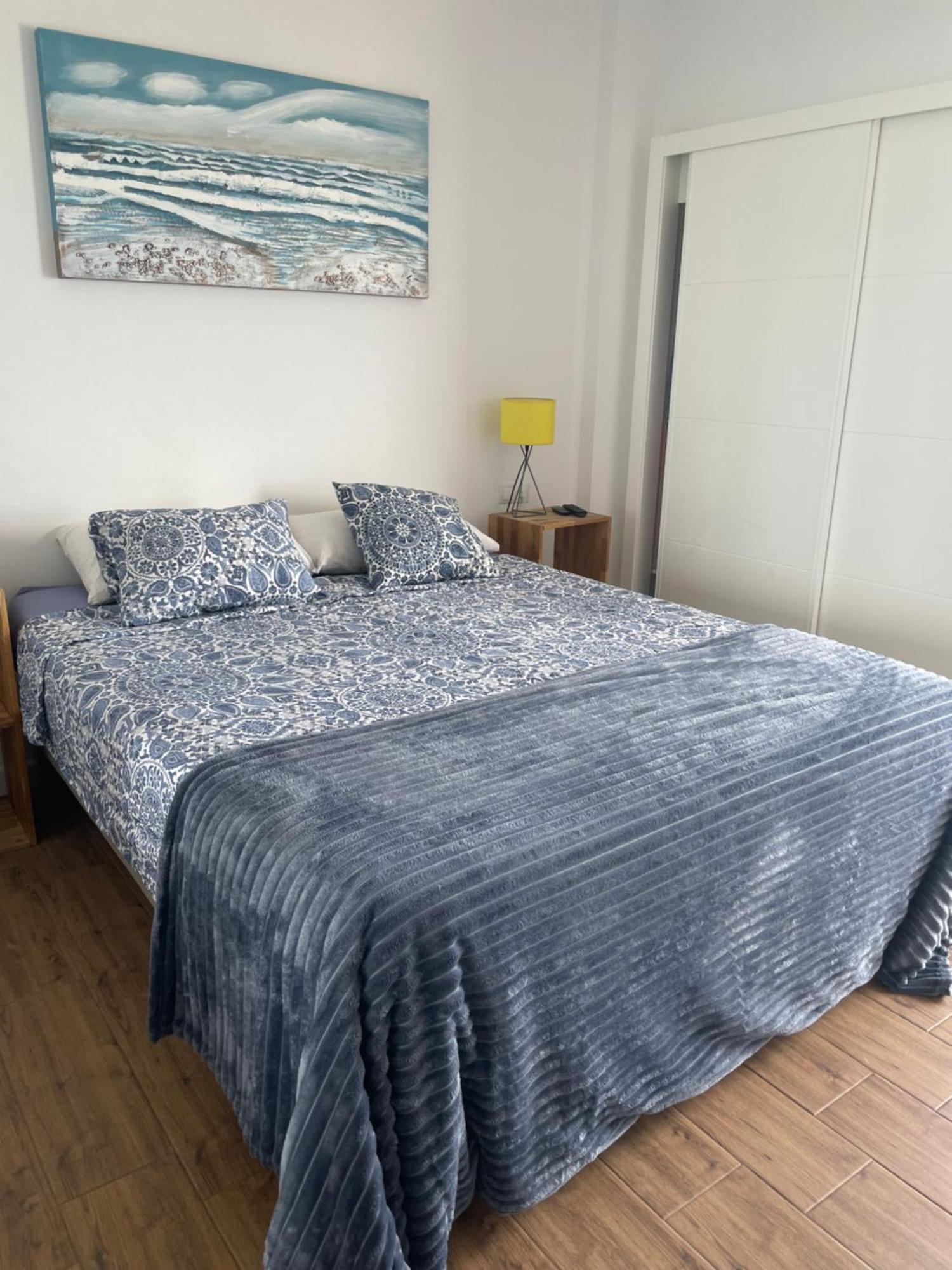 Beachfront Fuengirola Dreamin Apartment Ngoại thất bức ảnh